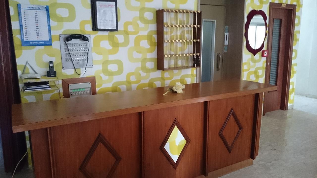Hotel Savini ريميني المظهر الخارجي الصورة