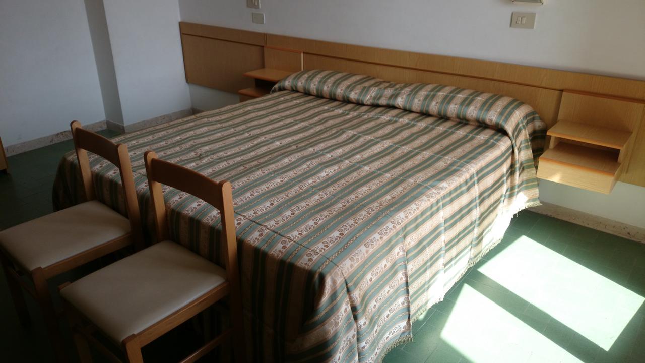Hotel Savini ريميني المظهر الخارجي الصورة
